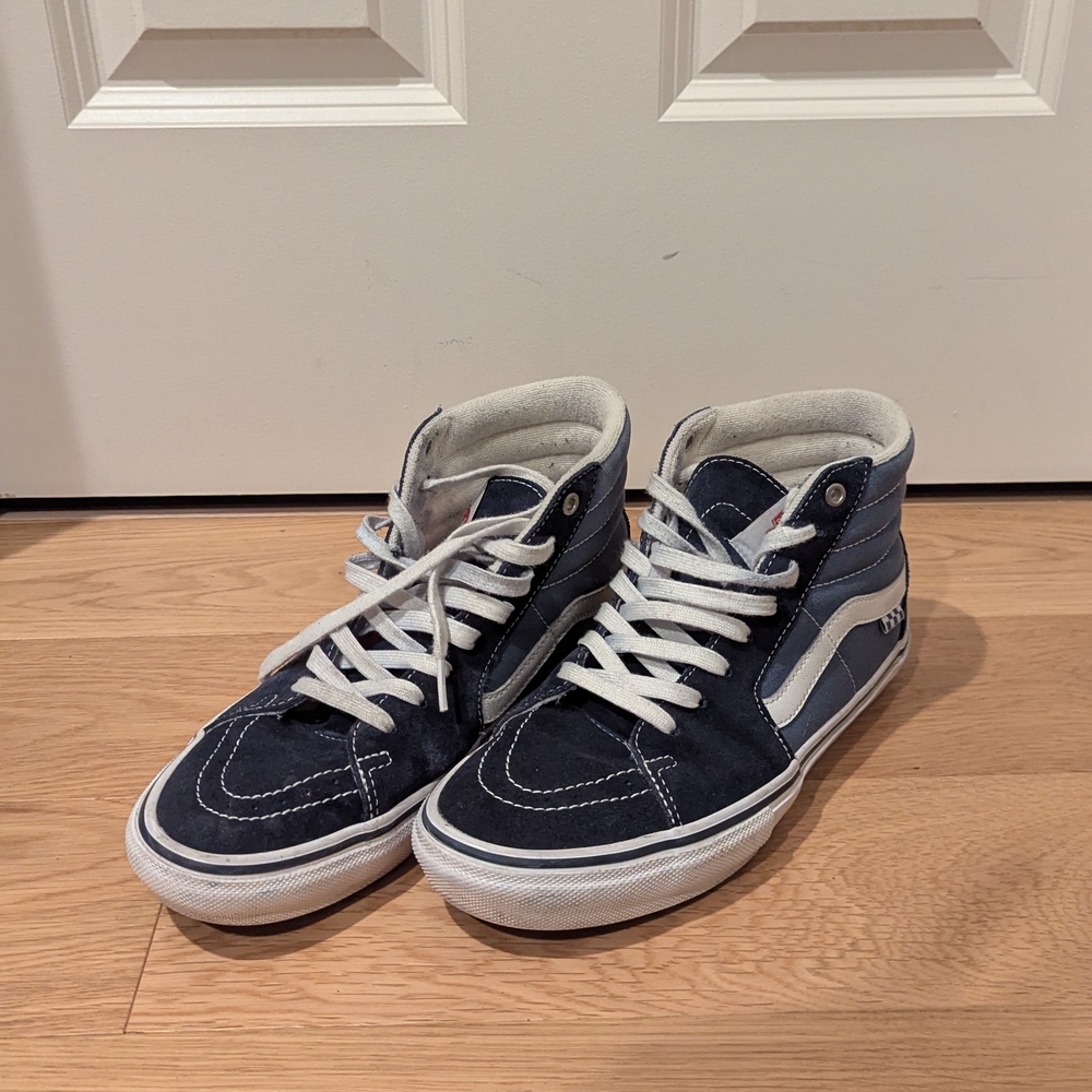 Vans SK8-Hi Navy and White / Size: 9